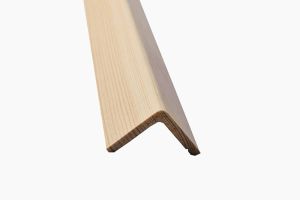 Уголок сосна наружный гладкий 30*2,5м