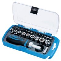 Отвертка реверсивная с набором бит и торцевыми головками, 41 пр